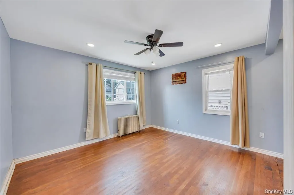 178 Warwick Road, Hempstead, NY, 4 Bedrooms Bedrooms, 8 Rooms Rooms,2 BathroomsBathrooms,Residential,For Rent,Warwick,0,1053090 178 Warwick Road, Hempstead, NY, 4 Bedrooms Bedrooms, 8 Rooms Rooms,2 BathroomsBathrooms,Residential,For Rent,Warwick,0,1053090