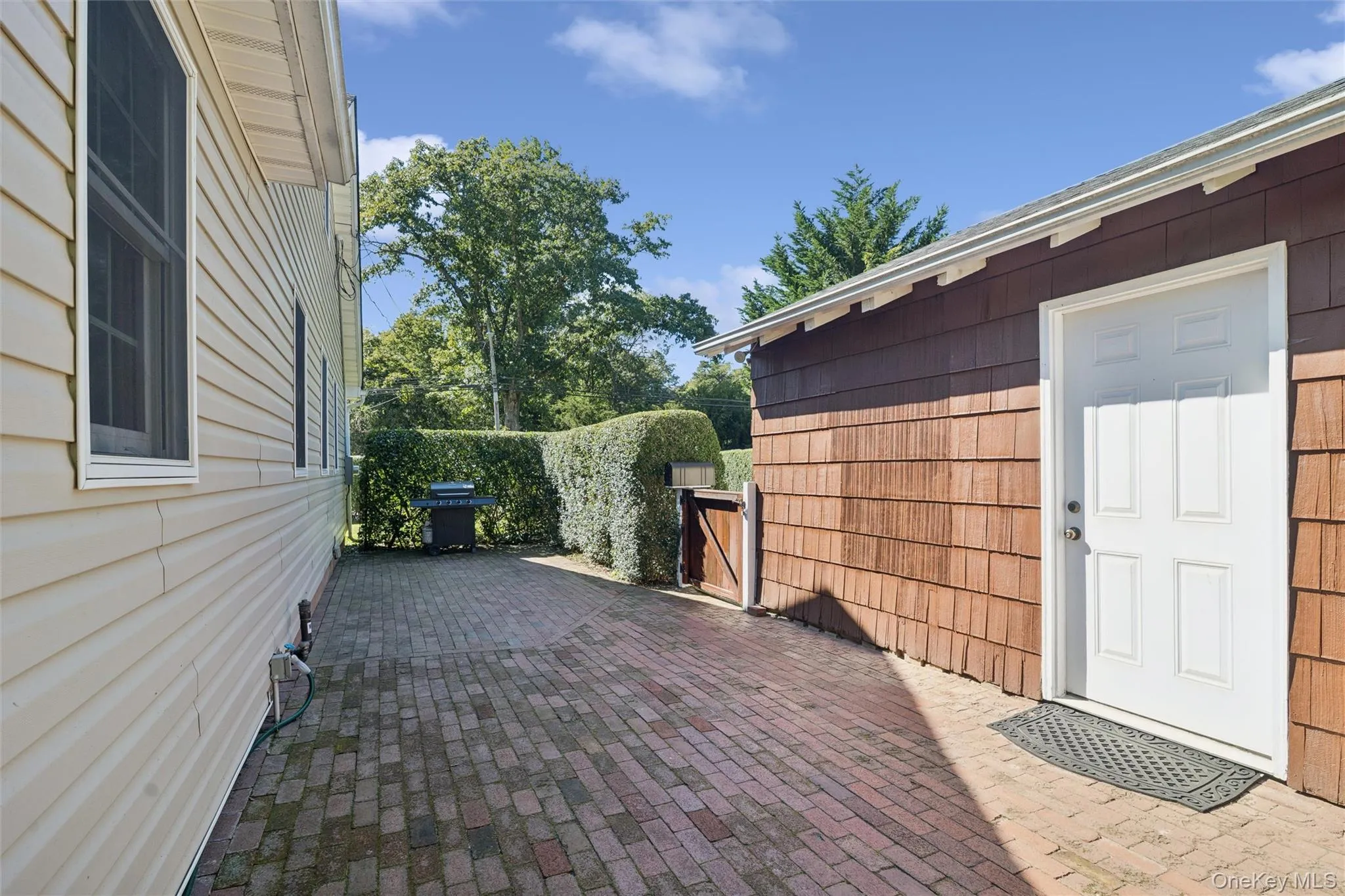75 Champlin Avenue, Brookhaven, NY, 3 Bedrooms Bedrooms, 6 Rooms Rooms,1 BathroomBathrooms,Residential,For Rent,Champlin,0,1053093 75 Champlin Avenue, Brookhaven, NY, 3 Bedrooms Bedrooms, 6 Rooms Rooms,1 BathroomBathrooms,Residential,For Rent,Champlin,0,1053093