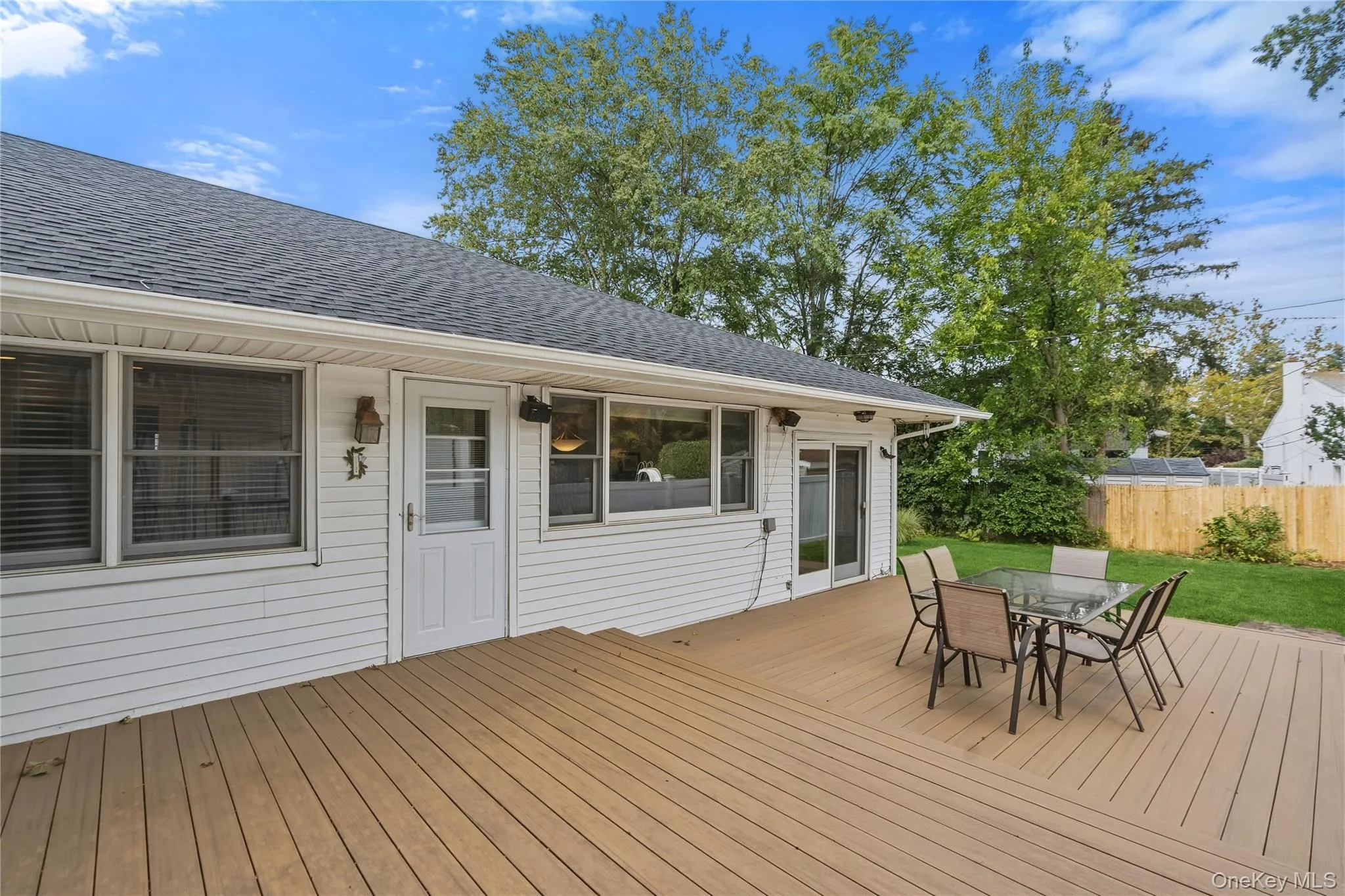 15 Elmwood Lane, Oyster Bay, NY, 3 Bedrooms Bedrooms, 7 Rooms Rooms,2 BathroomsBathrooms,Residential,For Rent,Elmwood,0,1053095 15 Elmwood Lane, Oyster Bay, NY, 3 Bedrooms Bedrooms, 7 Rooms Rooms,2 BathroomsBathrooms,Residential,For Rent,Elmwood,0,1053095