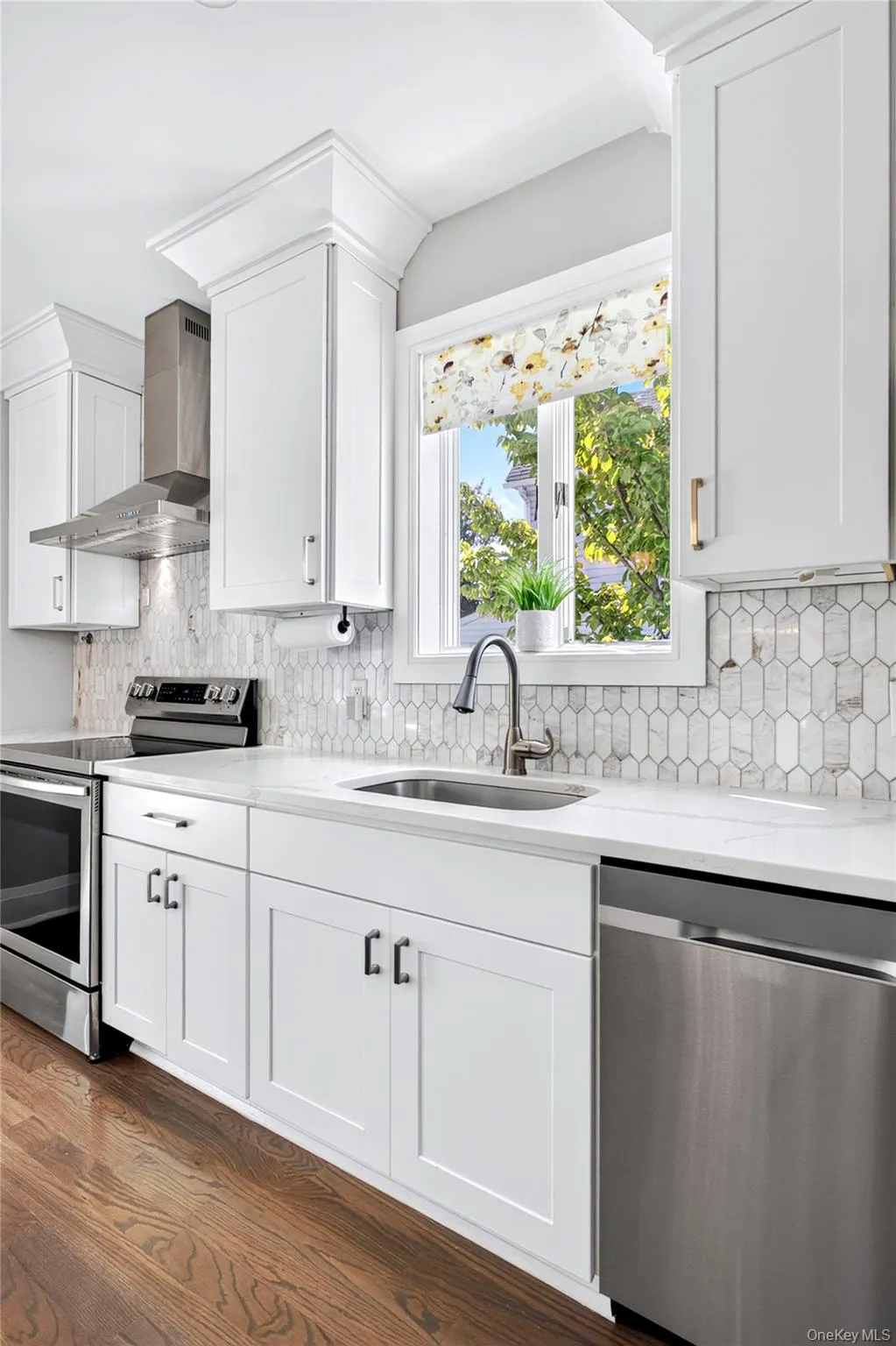 444 Lakeview Avenue, Hempstead, NY, 4 Bedrooms Bedrooms, 10 Rooms Rooms,2 BathroomsBathrooms,Residential,For Rent,Lakeview,0,1053102 444 Lakeview Avenue, Hempstead, NY, 4 Bedrooms Bedrooms, 10 Rooms Rooms,2 BathroomsBathrooms,Residential,For Rent,Lakeview,0,1053102