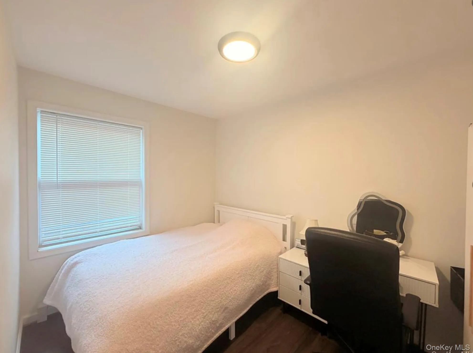 2nd bedroom or office 2nd bedroom or office