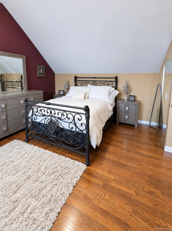 162-18 96th Street, New York, NY, 4 Bedrooms Bedrooms, 12 Rooms Rooms,2 BathroomsBathrooms,Residential,For Rent,96th,0,1053108 162-18 96th Street, New York, NY, 4 Bedrooms Bedrooms, 12 Rooms Rooms,2 BathroomsBathrooms,Residential,For Rent,96th,0,1053108