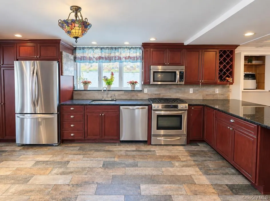 162-18 96th Street, New York, NY, 4 Bedrooms Bedrooms, 12 Rooms Rooms,2 BathroomsBathrooms,Residential,For Rent,96th,0,1053108 162-18 96th Street, New York, NY, 4 Bedrooms Bedrooms, 12 Rooms Rooms,2 BathroomsBathrooms,Residential,For Rent,96th,0,1053108