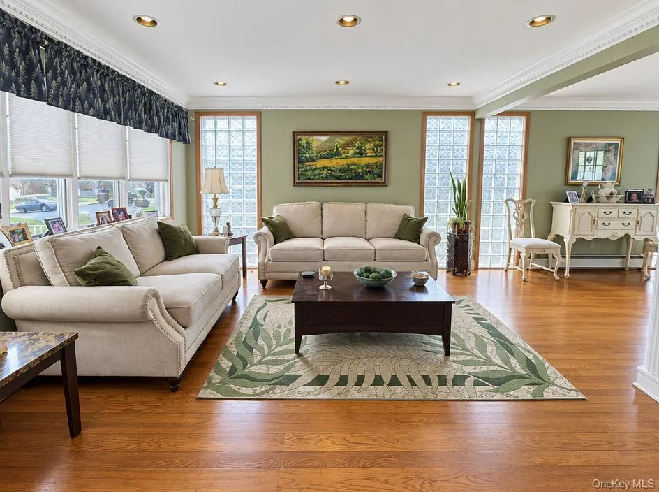 162-18 96th Street, New York, NY, 4 Bedrooms Bedrooms, 12 Rooms Rooms,2 BathroomsBathrooms,Residential,For Rent,96th,0,1053108 162-18 96th Street, New York, NY, 4 Bedrooms Bedrooms, 12 Rooms Rooms,2 BathroomsBathrooms,Residential,For Rent,96th,0,1053108