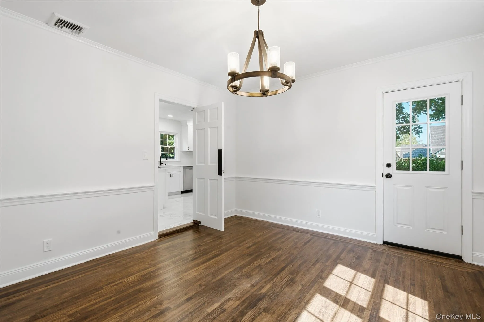304 Kilburn Road, Hempstead, NY, 3 Bedrooms Bedrooms, 6 Rooms Rooms,2 BathroomsBathrooms,Residential,For Rent,Kilburn,0,1053118 304 Kilburn Road, Hempstead, NY, 3 Bedrooms Bedrooms, 6 Rooms Rooms,2 BathroomsBathrooms,Residential,For Rent,Kilburn,0,1053118