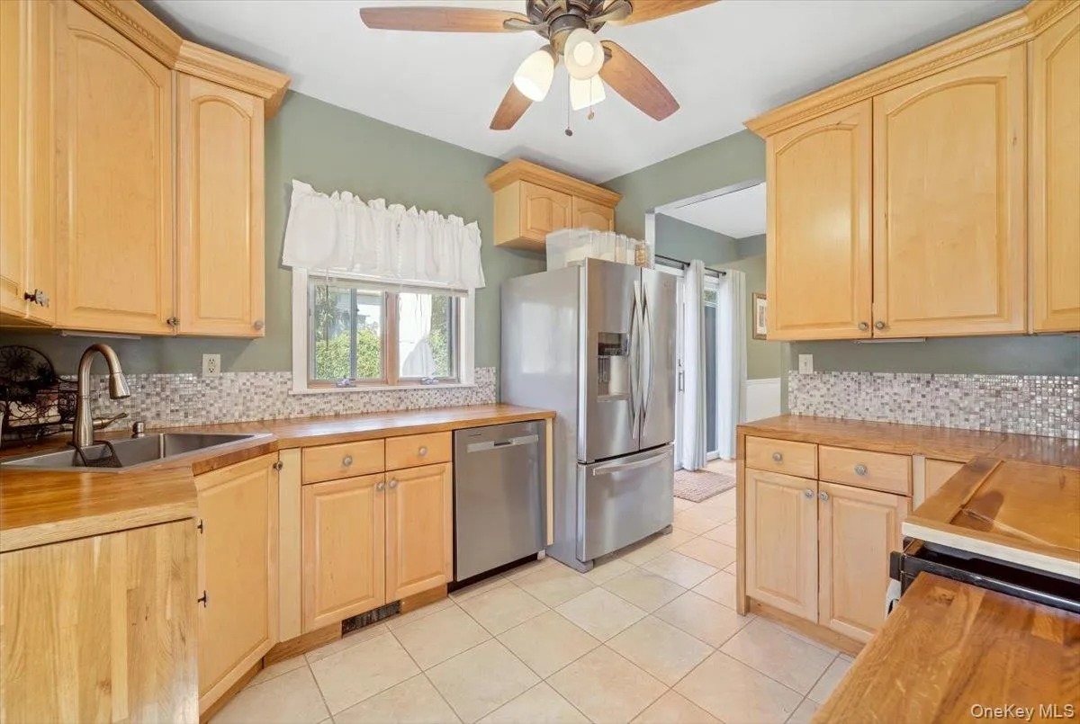Beautiful butcher block countertops Beautiful butcher block countertops