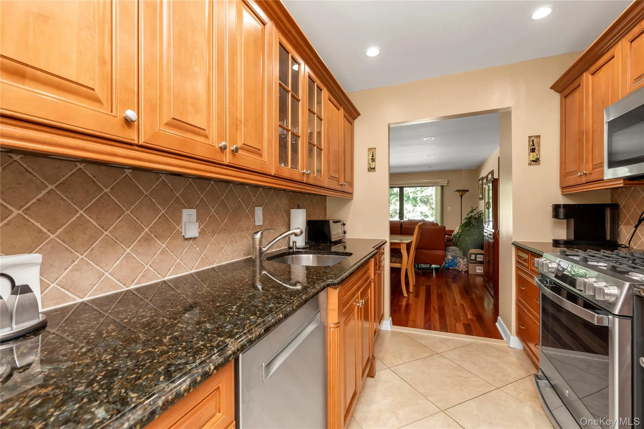 2189 Jerusalem Avenue, Hempstead, NY, 3 Bedrooms Bedrooms, 6 Rooms Rooms,2 BathroomsBathrooms,Residential,For Rent,Jerusalem,0,1053120 2189 Jerusalem Avenue, Hempstead, NY, 3 Bedrooms Bedrooms, 6 Rooms Rooms,2 BathroomsBathrooms,Residential,For Rent,Jerusalem,0,1053120