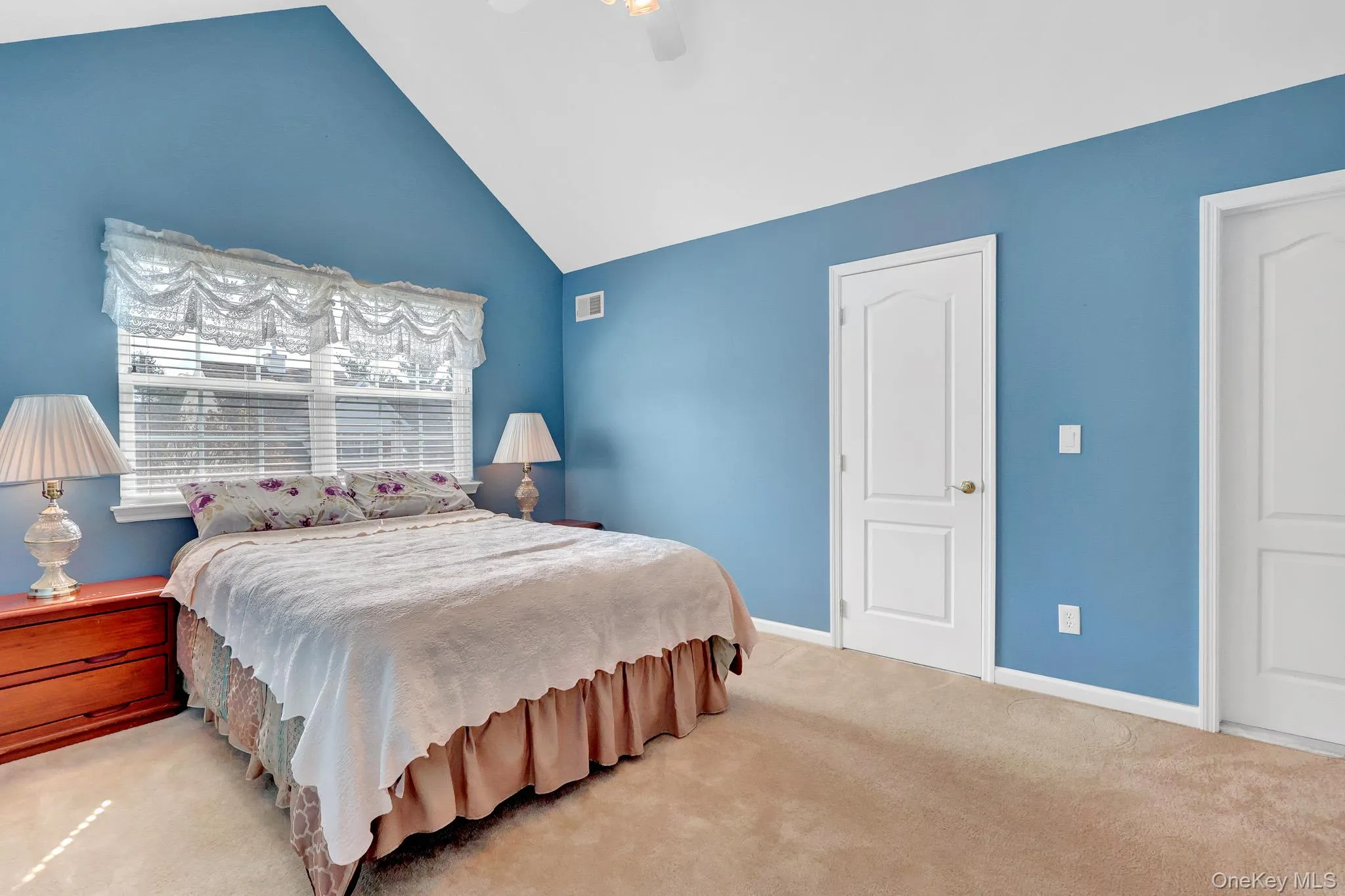 Upstairs Bedroom Upstairs Bedroom
