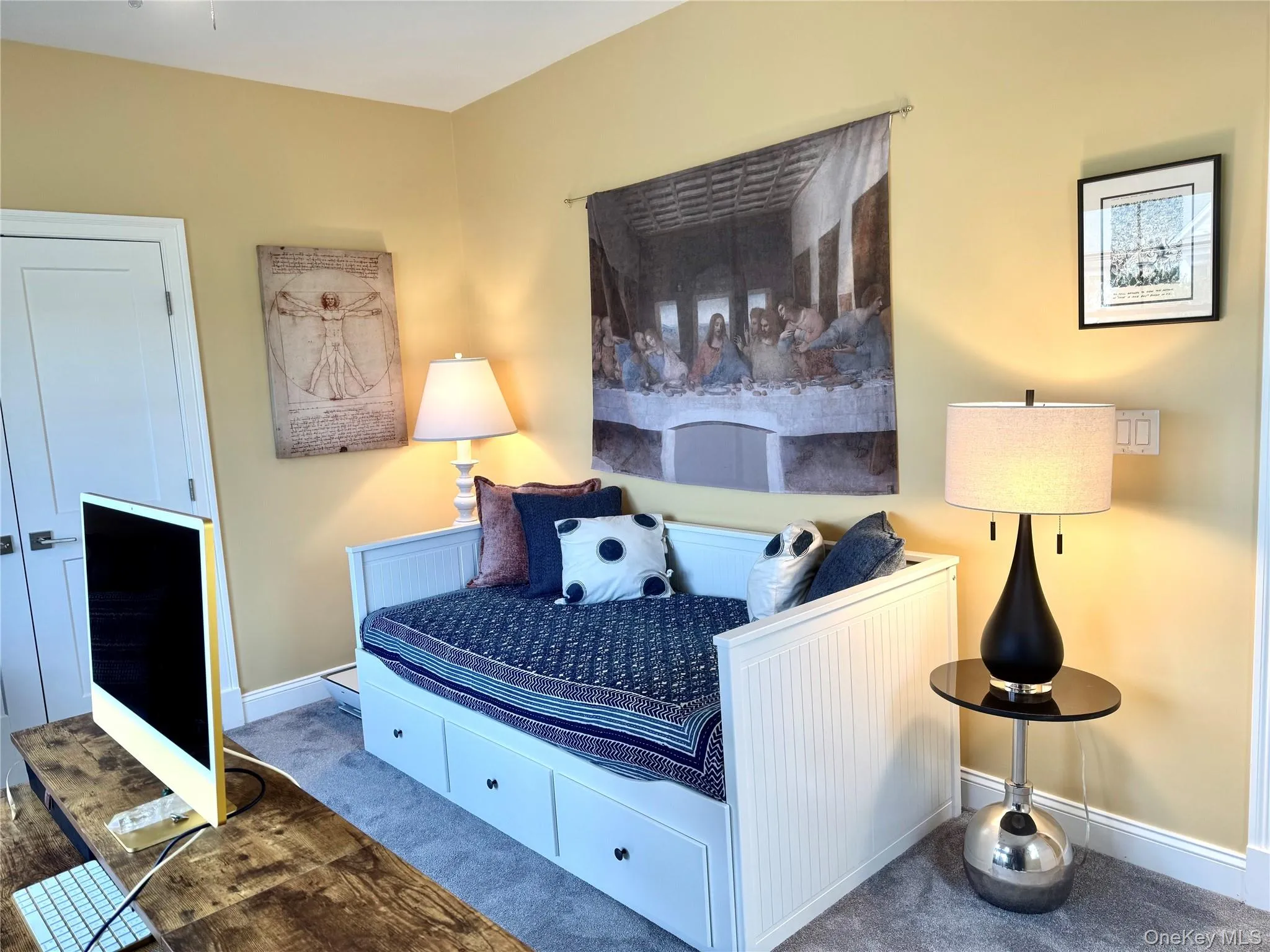 2nd Bedroom or Home Office & Guest Room 2nd Bedroom or Home Office & Guest Room