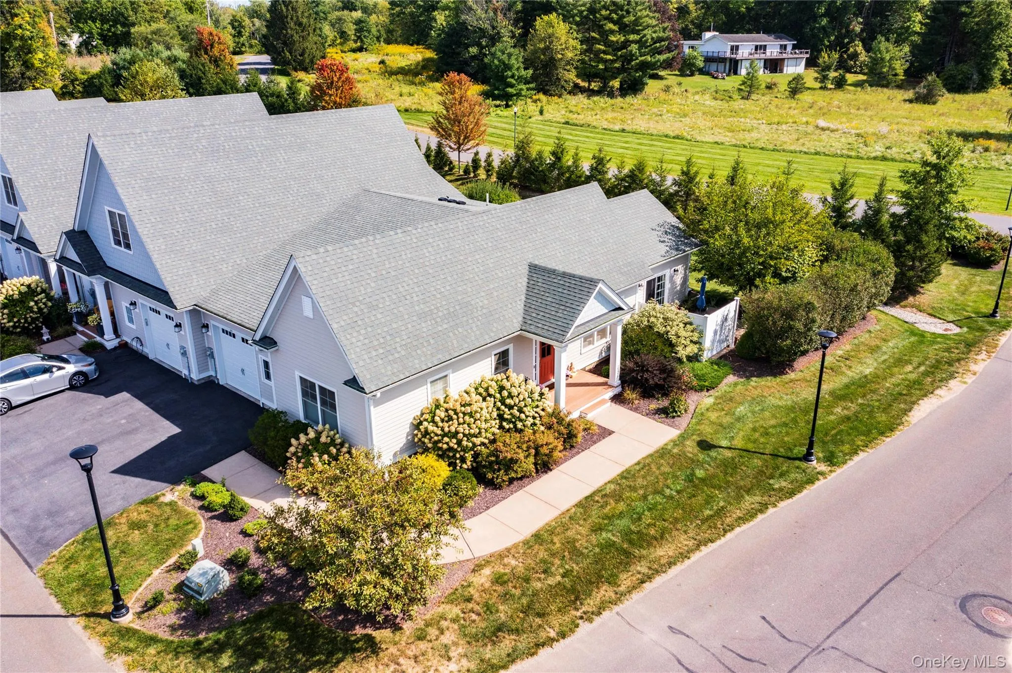 A One Floor Condo with 2 Bedrooms & 2 Full Bathrooms A One Floor Condo with 2 Bedrooms & 2 Full Bathrooms