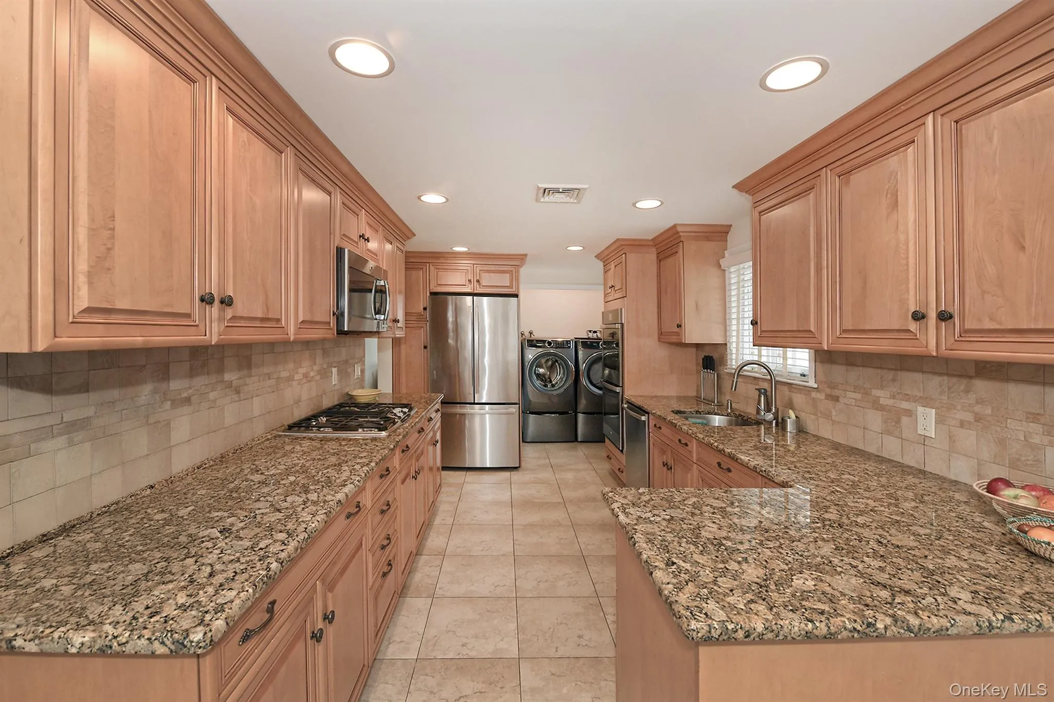 29 Abbot Road, Smithtown, NY, 4 Bedrooms Bedrooms, 8 Rooms Rooms,2 BathroomsBathrooms,Residential,For Rent,Abbot,0,1053132 29 Abbot Road, Smithtown, NY, 4 Bedrooms Bedrooms, 8 Rooms Rooms,2 BathroomsBathrooms,Residential,For Rent,Abbot,0,1053132