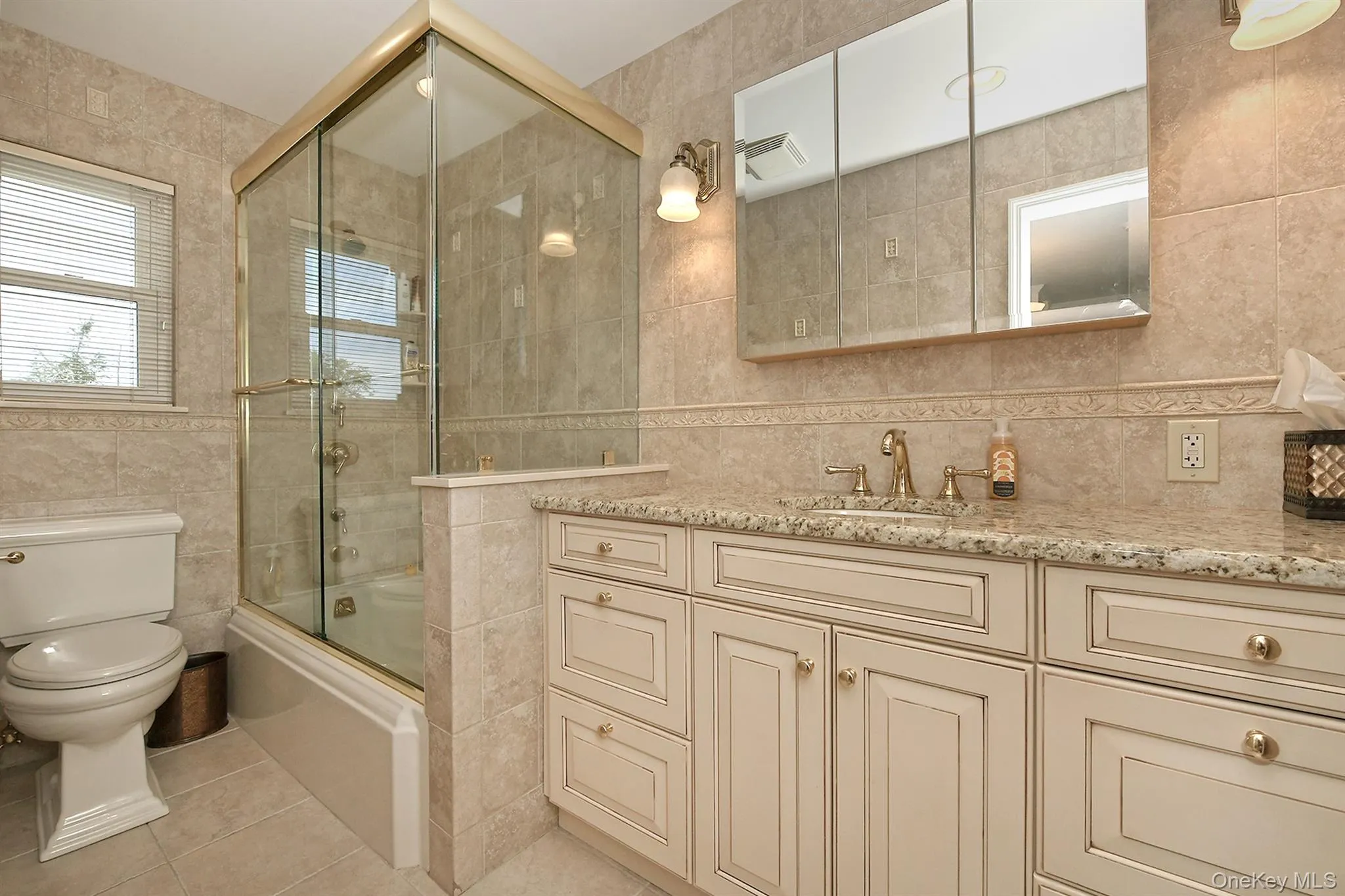 29 Abbot Road, Smithtown, NY, 4 Bedrooms Bedrooms, 8 Rooms Rooms,2 BathroomsBathrooms,Residential,For Rent,Abbot,0,1053132 29 Abbot Road, Smithtown, NY, 4 Bedrooms Bedrooms, 8 Rooms Rooms,2 BathroomsBathrooms,Residential,For Rent,Abbot,0,1053132