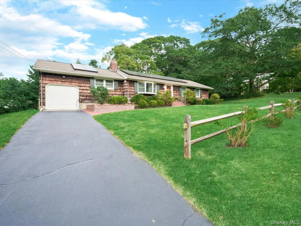 7 Sharon Avenue, Brookhaven, NY, 3 Bedrooms Bedrooms, 7 Rooms Rooms,2 BathroomsBathrooms,Residential,For Rent,Sharon,0,1053133 7 Sharon Avenue, Brookhaven, NY, 3 Bedrooms Bedrooms, 7 Rooms Rooms,2 BathroomsBathrooms,Residential,For Rent,Sharon,0,1053133