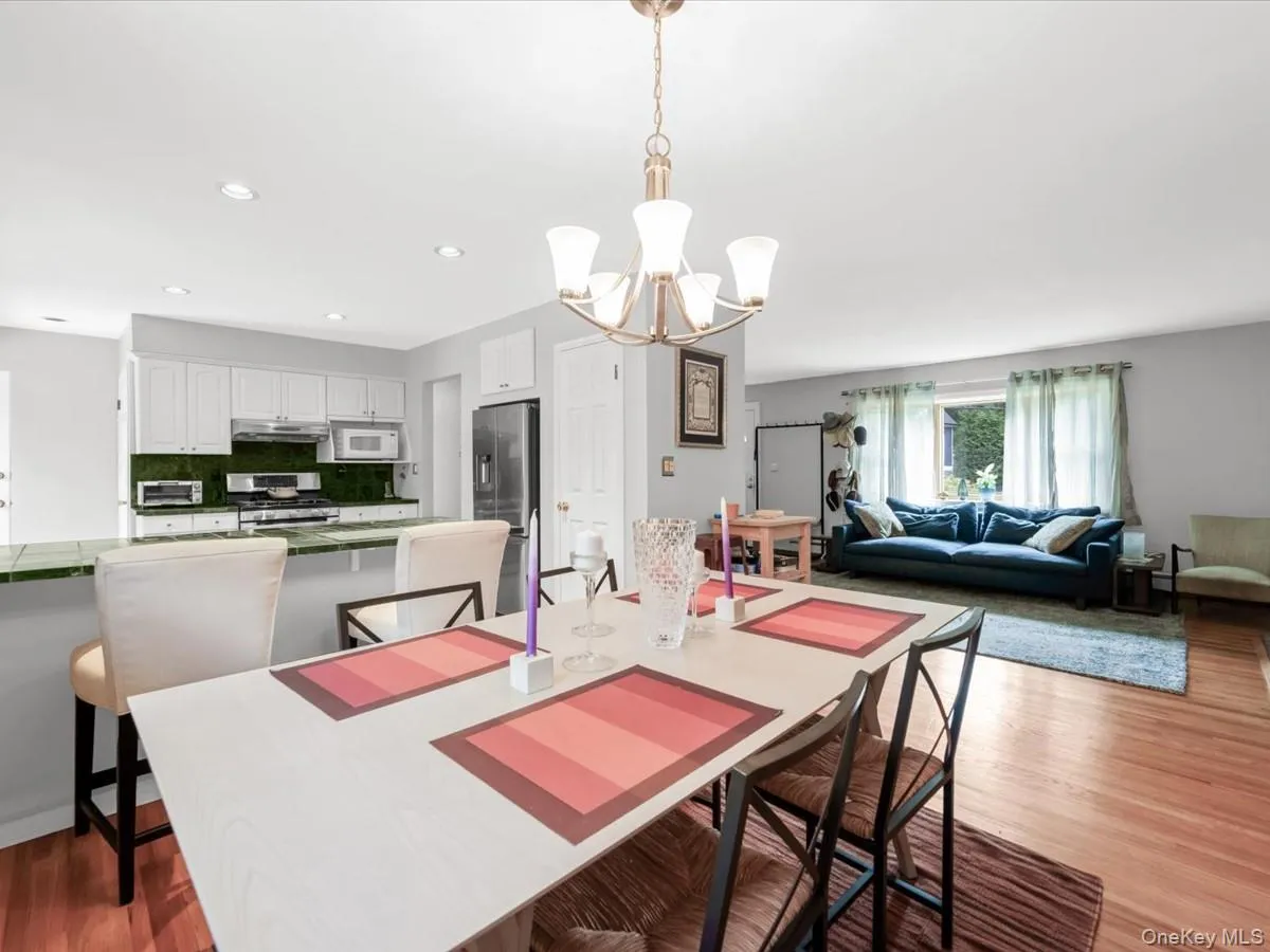 7 Sharon Avenue, Brookhaven, NY, 3 Bedrooms Bedrooms, 7 Rooms Rooms,2 BathroomsBathrooms,Residential,For Rent,Sharon,0,1053133 7 Sharon Avenue, Brookhaven, NY, 3 Bedrooms Bedrooms, 7 Rooms Rooms,2 BathroomsBathrooms,Residential,For Rent,Sharon,0,1053133