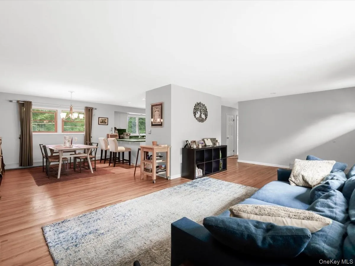 7 Sharon Avenue, Brookhaven, NY, 3 Bedrooms Bedrooms, 7 Rooms Rooms,2 BathroomsBathrooms,Residential,For Rent,Sharon,0,1053133 7 Sharon Avenue, Brookhaven, NY, 3 Bedrooms Bedrooms, 7 Rooms Rooms,2 BathroomsBathrooms,Residential,For Rent,Sharon,0,1053133