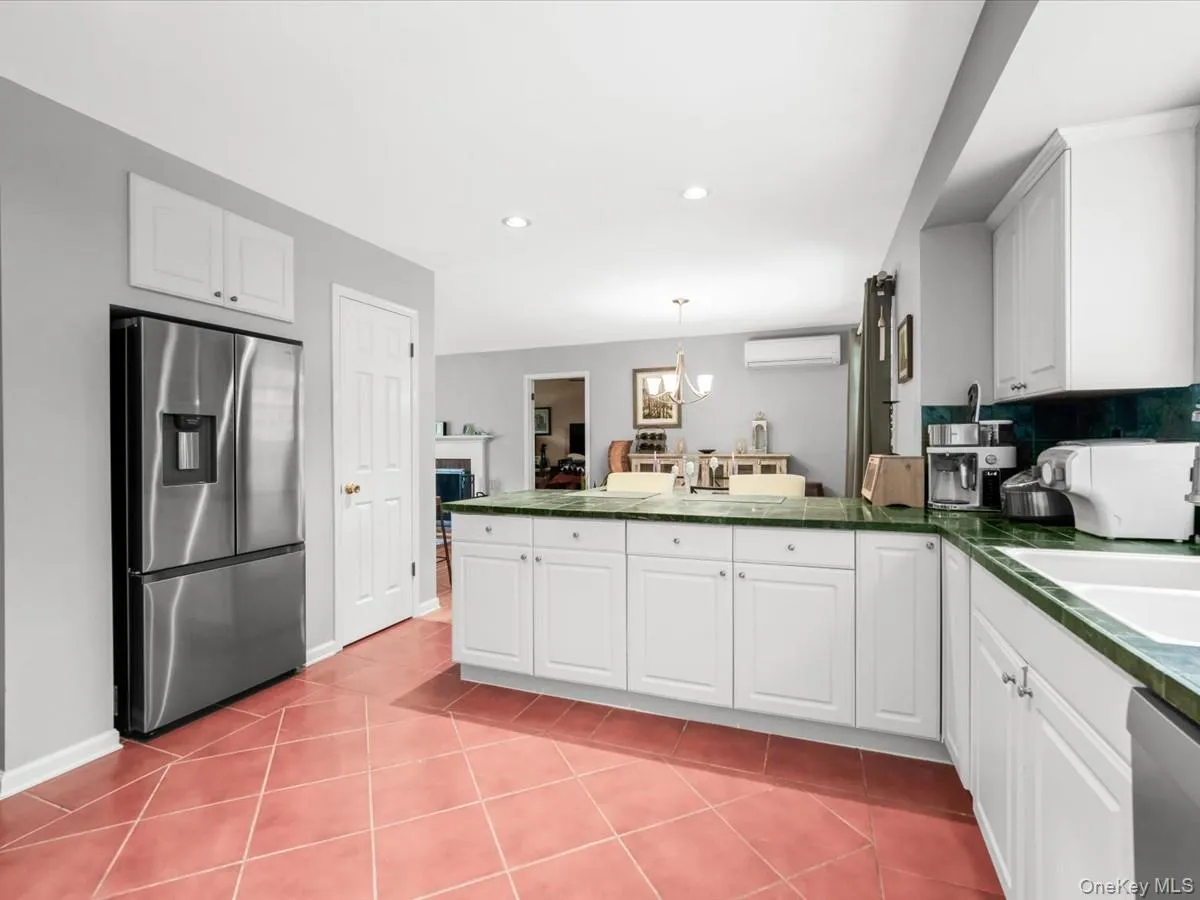 7 Sharon Avenue, Brookhaven, NY, 3 Bedrooms Bedrooms, 7 Rooms Rooms,2 BathroomsBathrooms,Residential,For Rent,Sharon,0,1053133 7 Sharon Avenue, Brookhaven, NY, 3 Bedrooms Bedrooms, 7 Rooms Rooms,2 BathroomsBathrooms,Residential,For Rent,Sharon,0,1053133