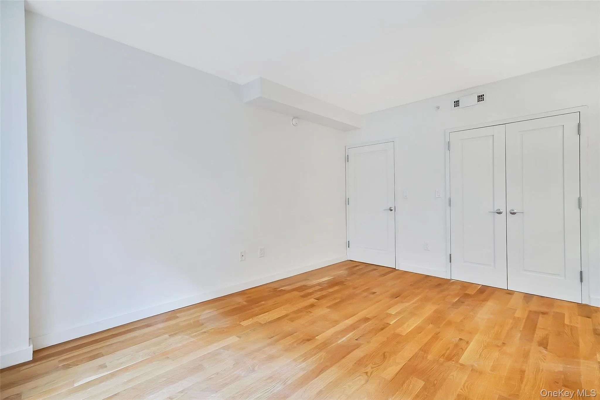 106-20 70th Avenue, New York, NY, 1 Bedroom Bedrooms, 3 Rooms Rooms,1 BathroomBathrooms,Residential Lease,For Rent,70th,0,1053134 106-20 70th Avenue, New York, NY, 1 Bedroom Bedrooms, 3 Rooms Rooms,1 BathroomBathrooms,Residential Lease,For Rent,70th,0,1053134