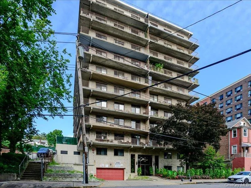 687 Bronx River Road, Yonkers, NY, 1 Bedroom Bedrooms, 3 Rooms Rooms,1 BathroomBathrooms,Residential,For Rent,Bronx River,0,1053139 687 Bronx River Road, Yonkers, NY, 1 Bedroom Bedrooms, 3 Rooms Rooms,1 BathroomBathrooms,Residential,For Rent,Bronx River,0,1053139