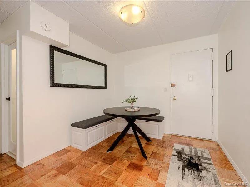 687 Bronx River Road, Yonkers, NY, 1 Bedroom Bedrooms, 3 Rooms Rooms,1 BathroomBathrooms,Residential,For Rent,Bronx River,0,1053139 687 Bronx River Road, Yonkers, NY, 1 Bedroom Bedrooms, 3 Rooms Rooms,1 BathroomBathrooms,Residential,For Rent,Bronx River,0,1053139