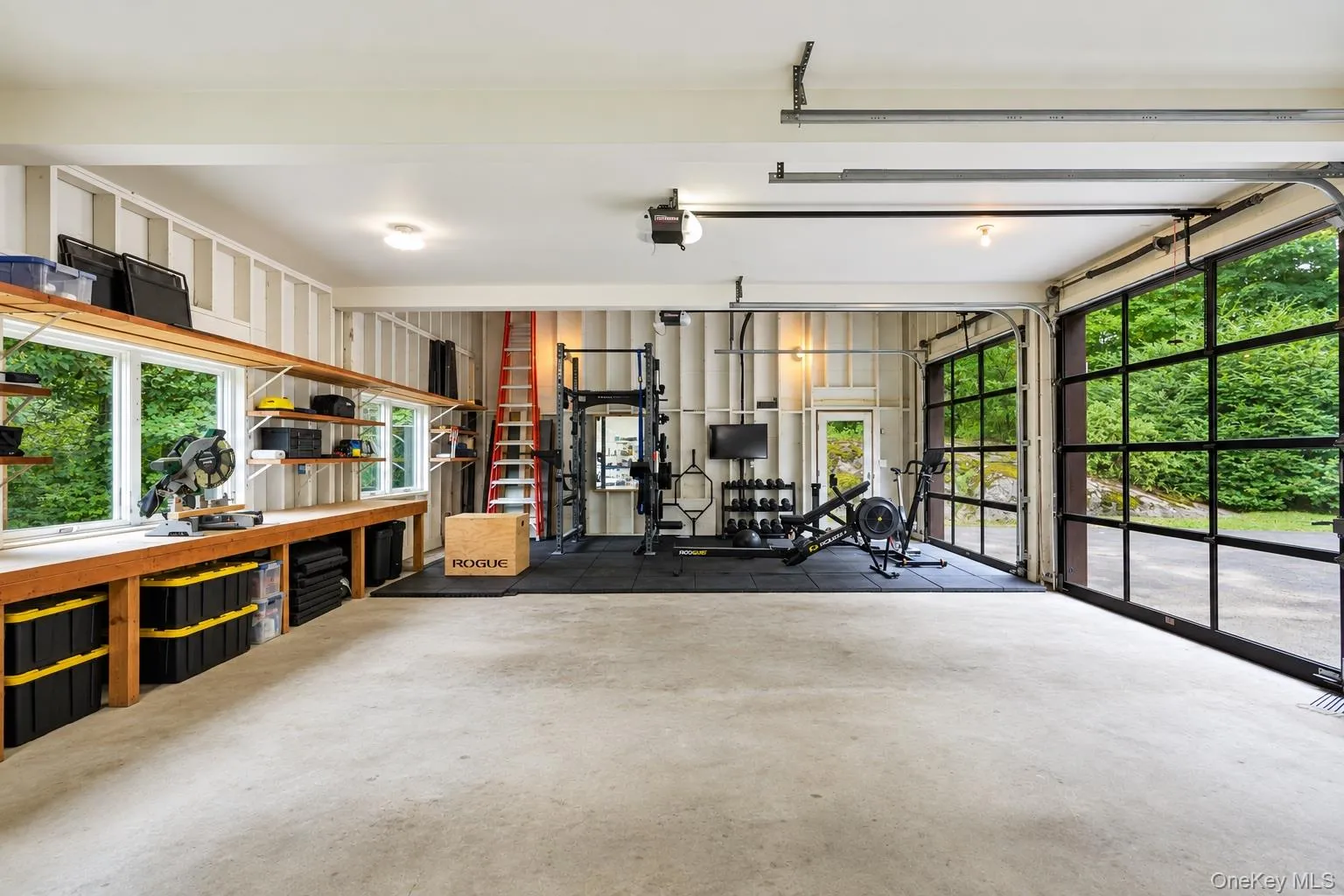 Garage Garage