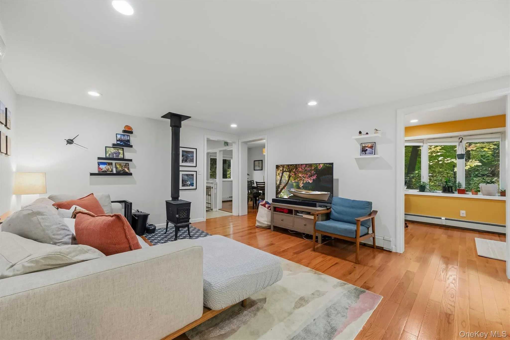 Functional and open floor plan with view from living room to office and dining rooms. Functional and open floor plan with view from living room to office and dining rooms.