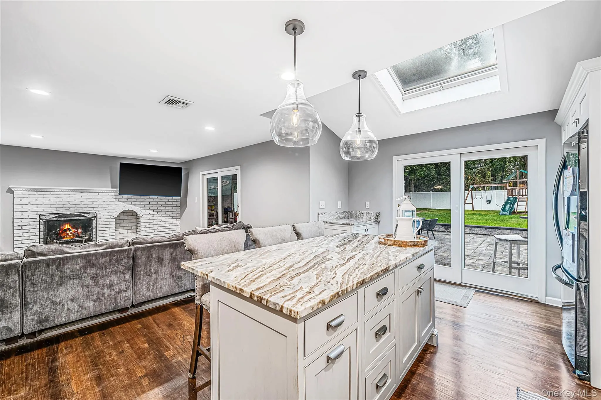 3 Stacy Court, Brookhaven, NY, 3 Bedrooms Bedrooms, 8 Rooms Rooms,2 BathroomsBathrooms,Residential,For Rent,Stacy,0,1053150 3 Stacy Court, Brookhaven, NY, 3 Bedrooms Bedrooms, 8 Rooms Rooms,2 BathroomsBathrooms,Residential,For Rent,Stacy,0,1053150