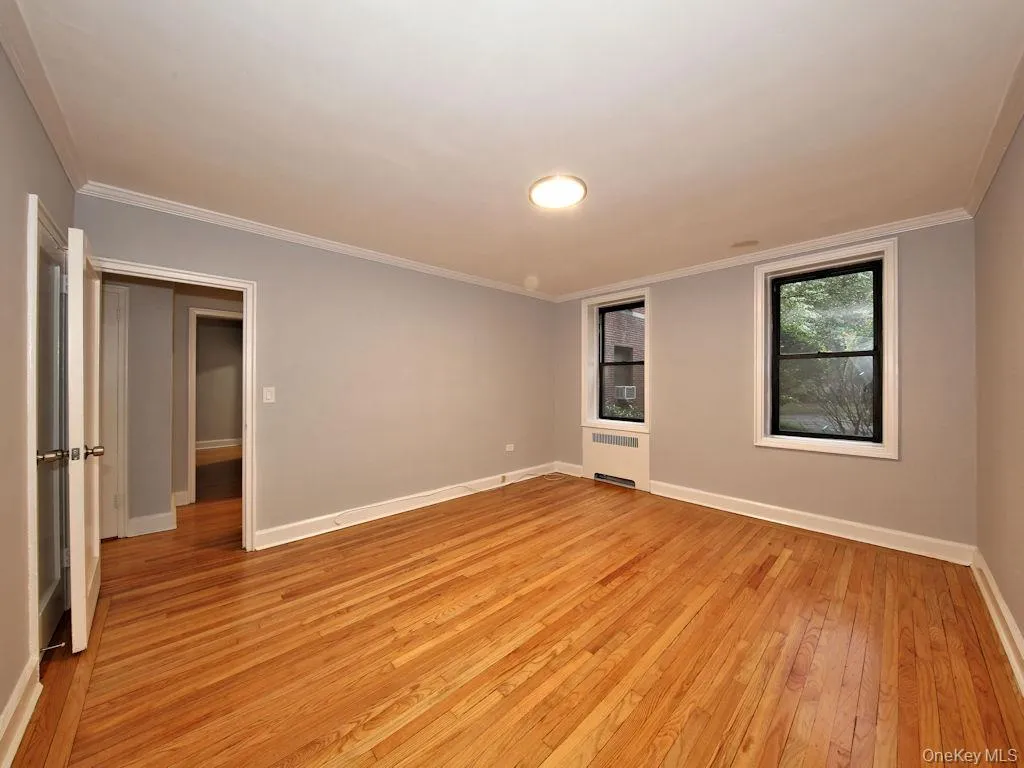 111A Larchmont Acres West, Mamaroneck, NY, 2 Bedroom Bedrooms, 4 Room Rooms,1 BathroomBathrooms,Residential Lease,For Rent,Larchmont Acres West,0,1053155 111A Larchmont Acres West, Mamaroneck, NY, 2 Bedroom Bedrooms, 4 Room Rooms,1 BathroomBathrooms,Residential Lease,For Rent,Larchmont Acres West,0,1053155