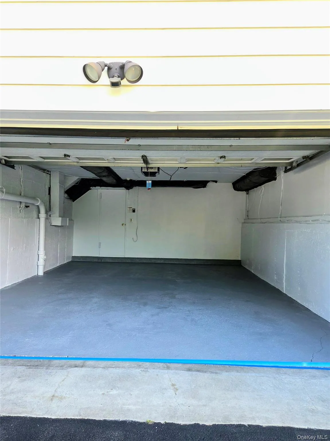 Garage Freshly painted September 2026 Garage Freshly painted September 2026