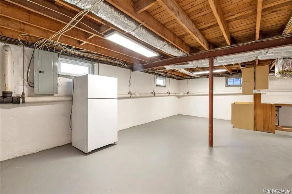 Full Basement Full Basement