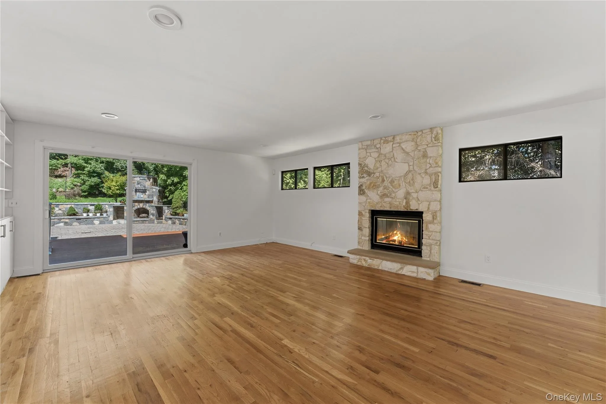 37 Pheasant Run Road, Mount Pleasant, NY, 4 Bedrooms Bedrooms, 9 Rooms Rooms,2 BathroomsBathrooms,Residential,For Rent,Pheasant Run,0,1053161 37 Pheasant Run Road, Mount Pleasant, NY, 4 Bedrooms Bedrooms, 9 Rooms Rooms,2 BathroomsBathrooms,Residential,For Rent,Pheasant Run,0,1053161