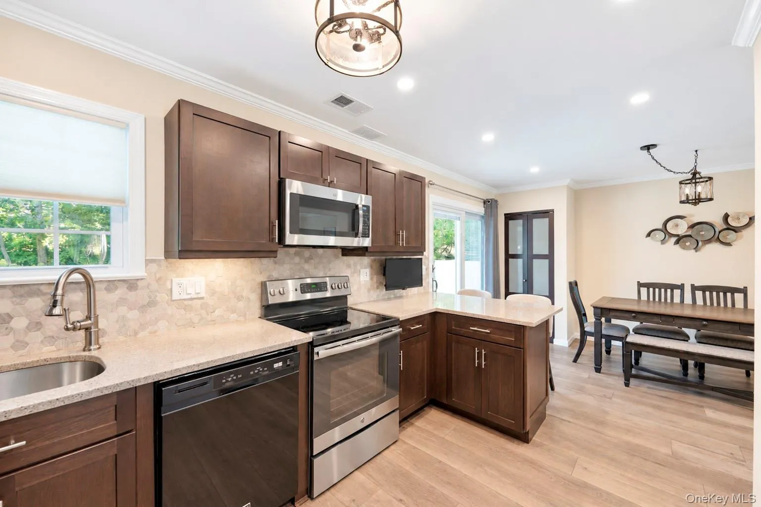 2 Adams Commons, Brookhaven, NY, 3 Bedrooms Bedrooms, 7 Rooms Rooms,2 BathroomsBathrooms,Residential,For Rent,Adams,0,1053162 2 Adams Commons, Brookhaven, NY, 3 Bedrooms Bedrooms, 7 Rooms Rooms,2 BathroomsBathrooms,Residential,For Rent,Adams,0,1053162