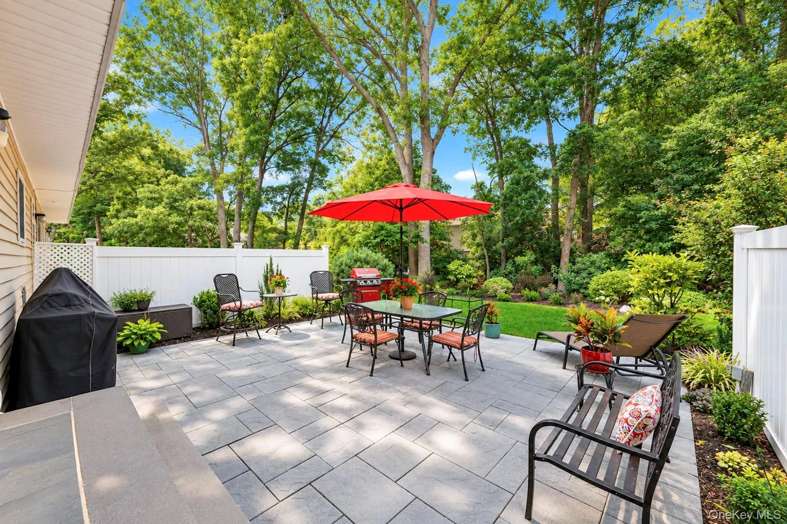 2 Adams Commons, Brookhaven, NY, 3 Bedrooms Bedrooms, 7 Rooms Rooms,2 BathroomsBathrooms,Residential,For Rent,Adams,0,1053162 2 Adams Commons, Brookhaven, NY, 3 Bedrooms Bedrooms, 7 Rooms Rooms,2 BathroomsBathrooms,Residential,For Rent,Adams,0,1053162