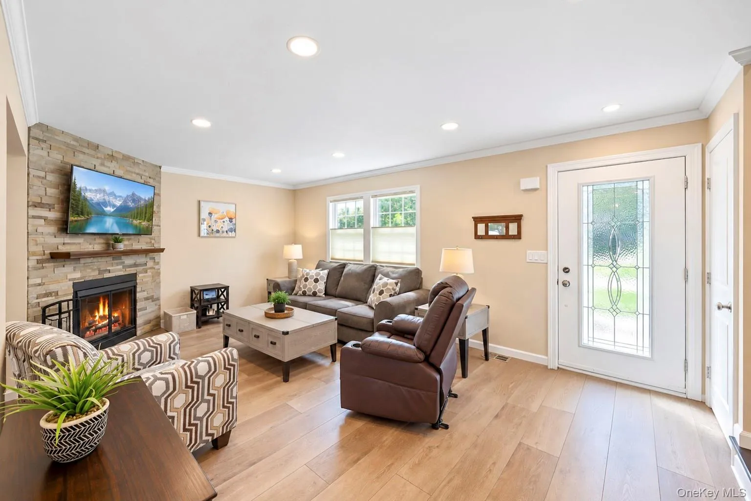 2 Adams Commons, Brookhaven, NY, 3 Bedrooms Bedrooms, 7 Rooms Rooms,2 BathroomsBathrooms,Residential,For Rent,Adams,0,1053162 2 Adams Commons, Brookhaven, NY, 3 Bedrooms Bedrooms, 7 Rooms Rooms,2 BathroomsBathrooms,Residential,For Rent,Adams,0,1053162