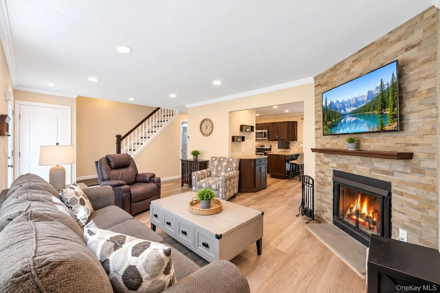 2 Adams Commons, Brookhaven, NY, 3 Bedrooms Bedrooms, 7 Rooms Rooms,2 BathroomsBathrooms,Residential,For Rent,Adams,0,1053162 2 Adams Commons, Brookhaven, NY, 3 Bedrooms Bedrooms, 7 Rooms Rooms,2 BathroomsBathrooms,Residential,For Rent,Adams,0,1053162