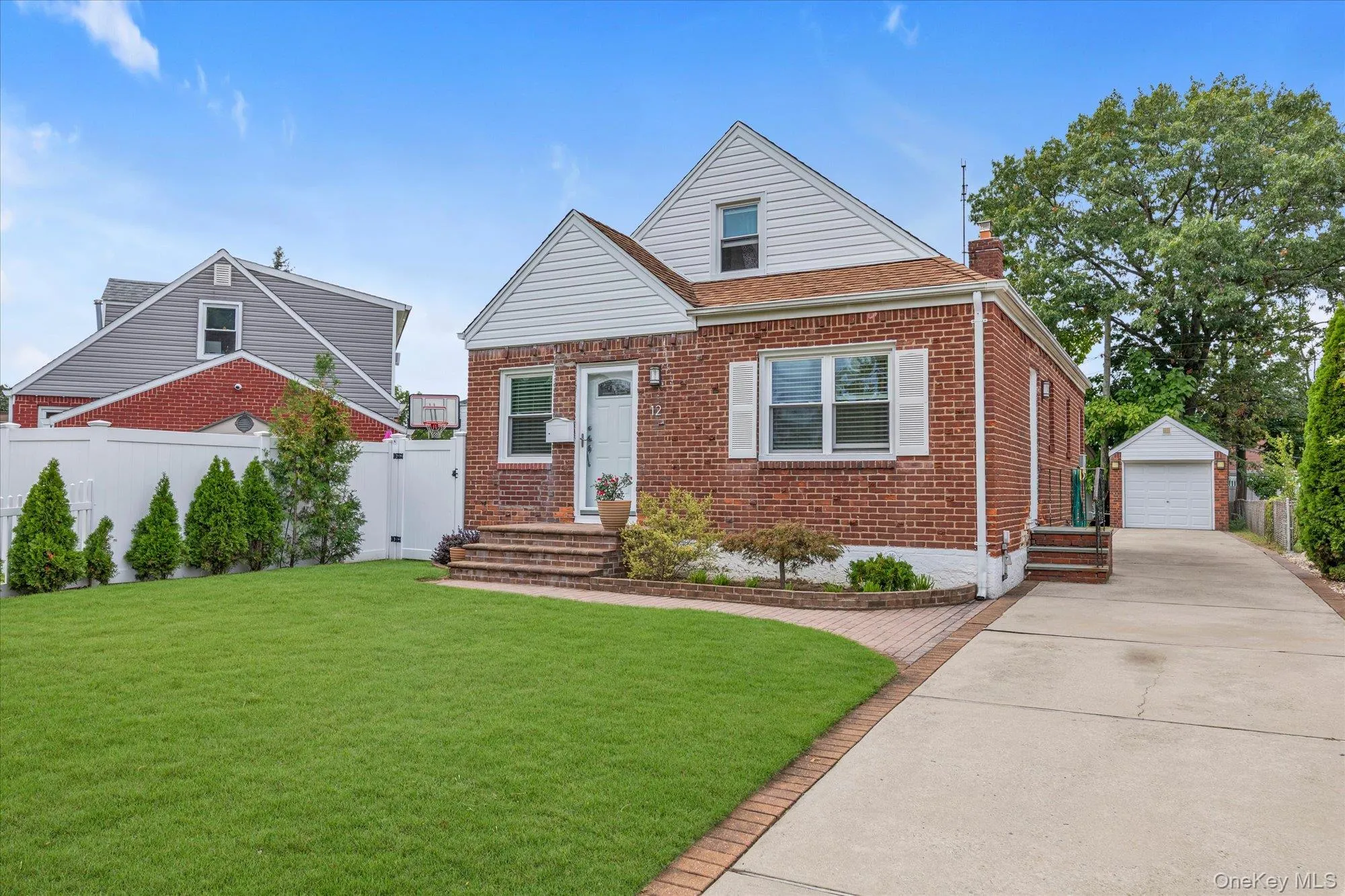 12 Kingston Street, Hempstead, NY, 3 Bedrooms Bedrooms, 6 Rooms Rooms,1 BathroomBathrooms,Residential,For Rent,Kingston,0,1053164 12 Kingston Street, Hempstead, NY, 3 Bedrooms Bedrooms, 6 Rooms Rooms,1 BathroomBathrooms,Residential,For Rent,Kingston,0,1053164
