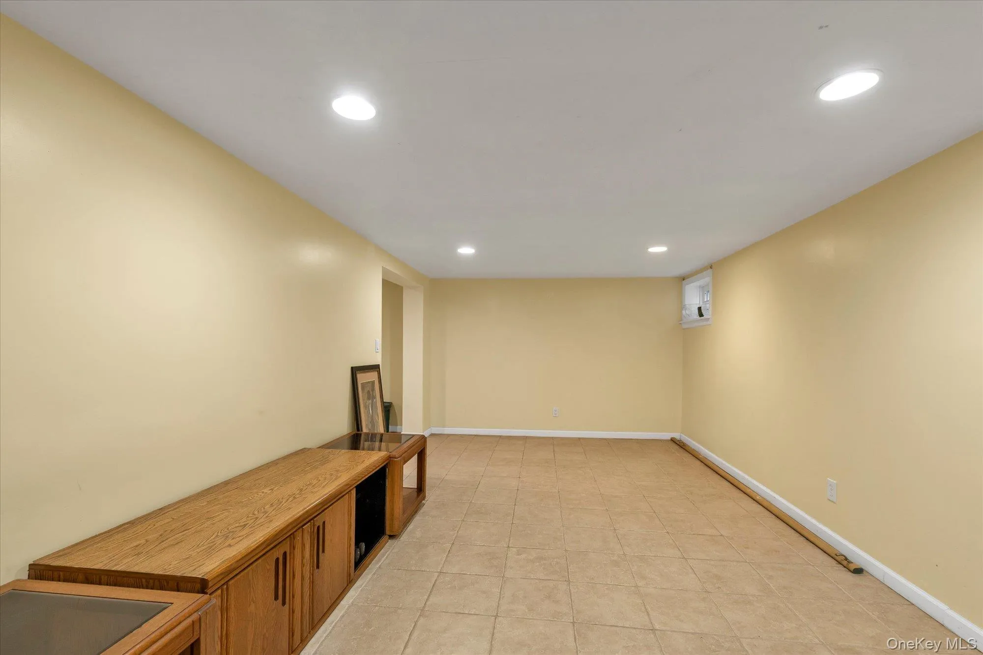 12 Kingston Street, Hempstead, NY, 3 Bedrooms Bedrooms, 6 Rooms Rooms,1 BathroomBathrooms,Residential,For Rent,Kingston,0,1053164 12 Kingston Street, Hempstead, NY, 3 Bedrooms Bedrooms, 6 Rooms Rooms,1 BathroomBathrooms,Residential,For Rent,Kingston,0,1053164