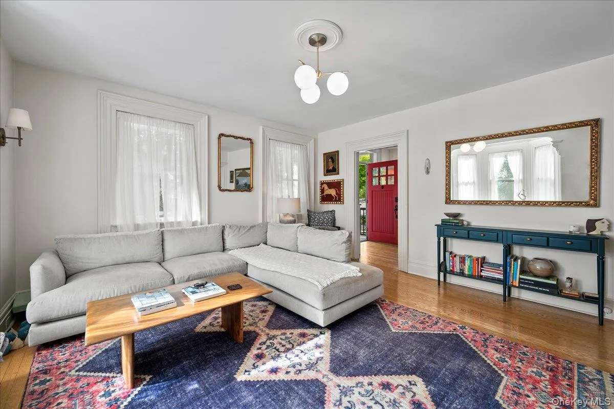 42 2nd Avenue, Orangetown, NY, 3 Bedrooms Bedrooms, 7 Rooms Rooms,1 BathroomBathrooms,Residential,For Rent,2nd,0,1053167 42 2nd Avenue, Orangetown, NY, 3 Bedrooms Bedrooms, 7 Rooms Rooms,1 BathroomBathrooms,Residential,For Rent,2nd,0,1053167