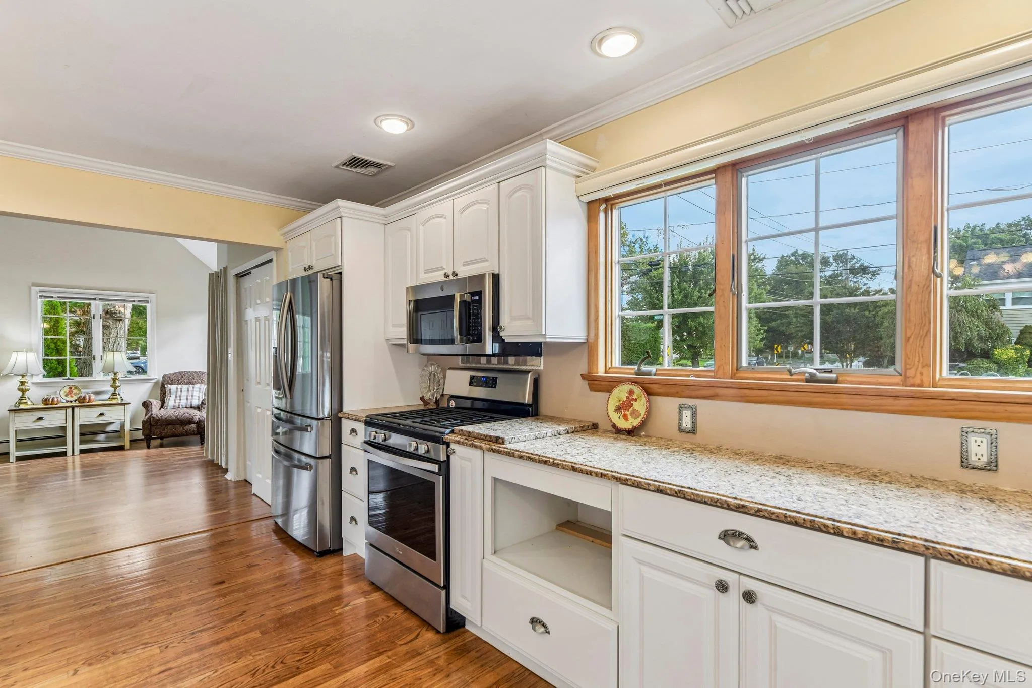 99 Harmony Drive, Oyster Bay, NY, 3 Bedrooms Bedrooms, 7 Rooms Rooms,2 BathroomsBathrooms,Residential,For Rent,Harmony,0,1053169 99 Harmony Drive, Oyster Bay, NY, 3 Bedrooms Bedrooms, 7 Rooms Rooms,2 BathroomsBathrooms,Residential,For Rent,Harmony,0,1053169