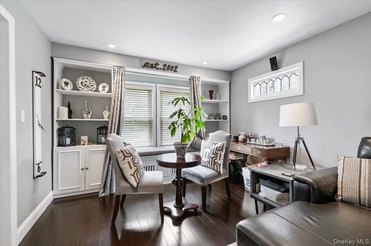11 Belt Street, Hempstead, NY, 2 Bedrooms Bedrooms, 6 Rooms Rooms,1 BathroomBathrooms,Residential,For Rent,Belt,0,1053179 11 Belt Street, Hempstead, NY, 2 Bedrooms Bedrooms, 6 Rooms Rooms,1 BathroomBathrooms,Residential,For Rent,Belt,0,1053179