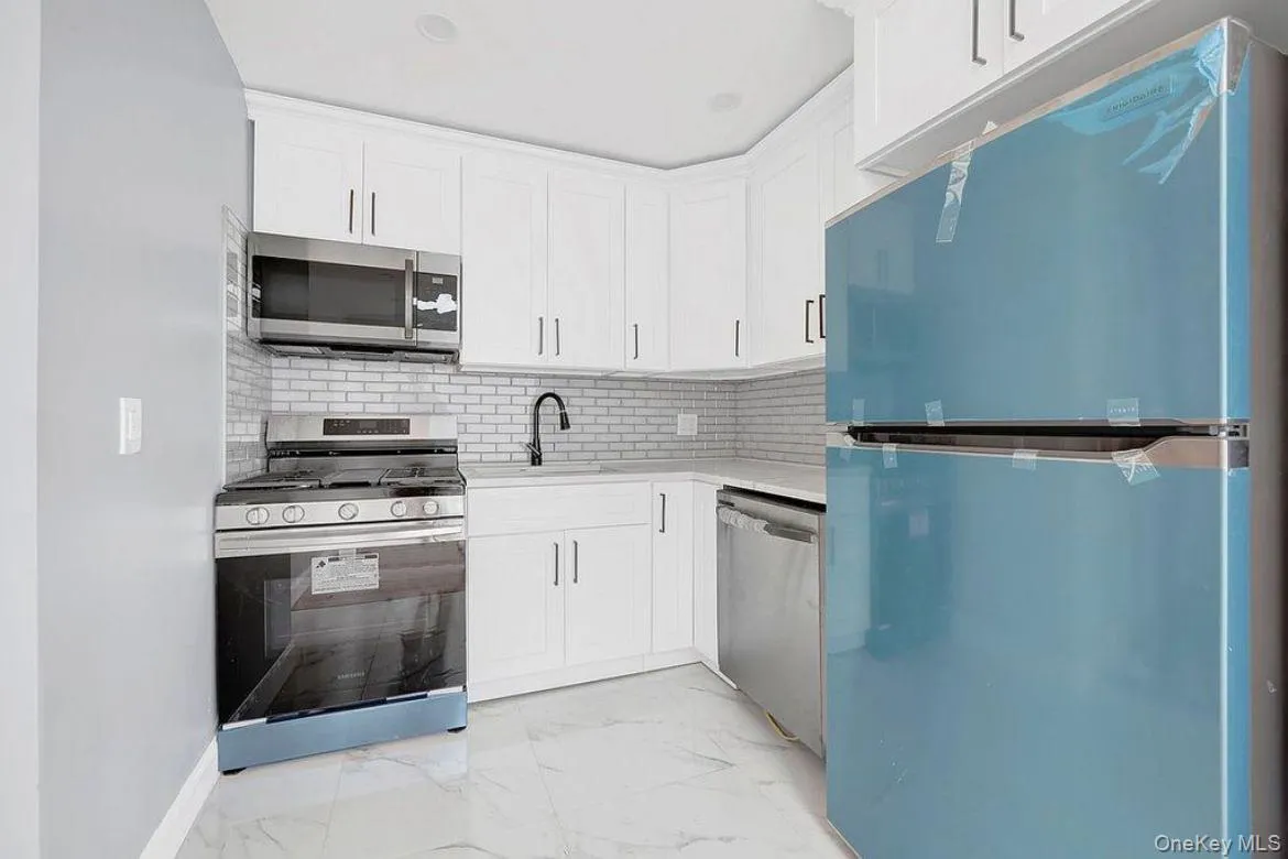15319 111th Avenue, New York, NY, 4 Bedrooms Bedrooms, 7 Rooms Rooms,2 BathroomsBathrooms,Residential,For Rent,111th,0,1053183 15319 111th Avenue, New York, NY, 4 Bedrooms Bedrooms, 7 Rooms Rooms,2 BathroomsBathrooms,Residential,For Rent,111th,0,1053183