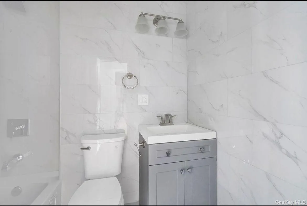 15319 111th Avenue, New York, NY, 4 Bedrooms Bedrooms, 7 Rooms Rooms,2 BathroomsBathrooms,Residential,For Rent,111th,0,1053183 15319 111th Avenue, New York, NY, 4 Bedrooms Bedrooms, 7 Rooms Rooms,2 BathroomsBathrooms,Residential,For Rent,111th,0,1053183
