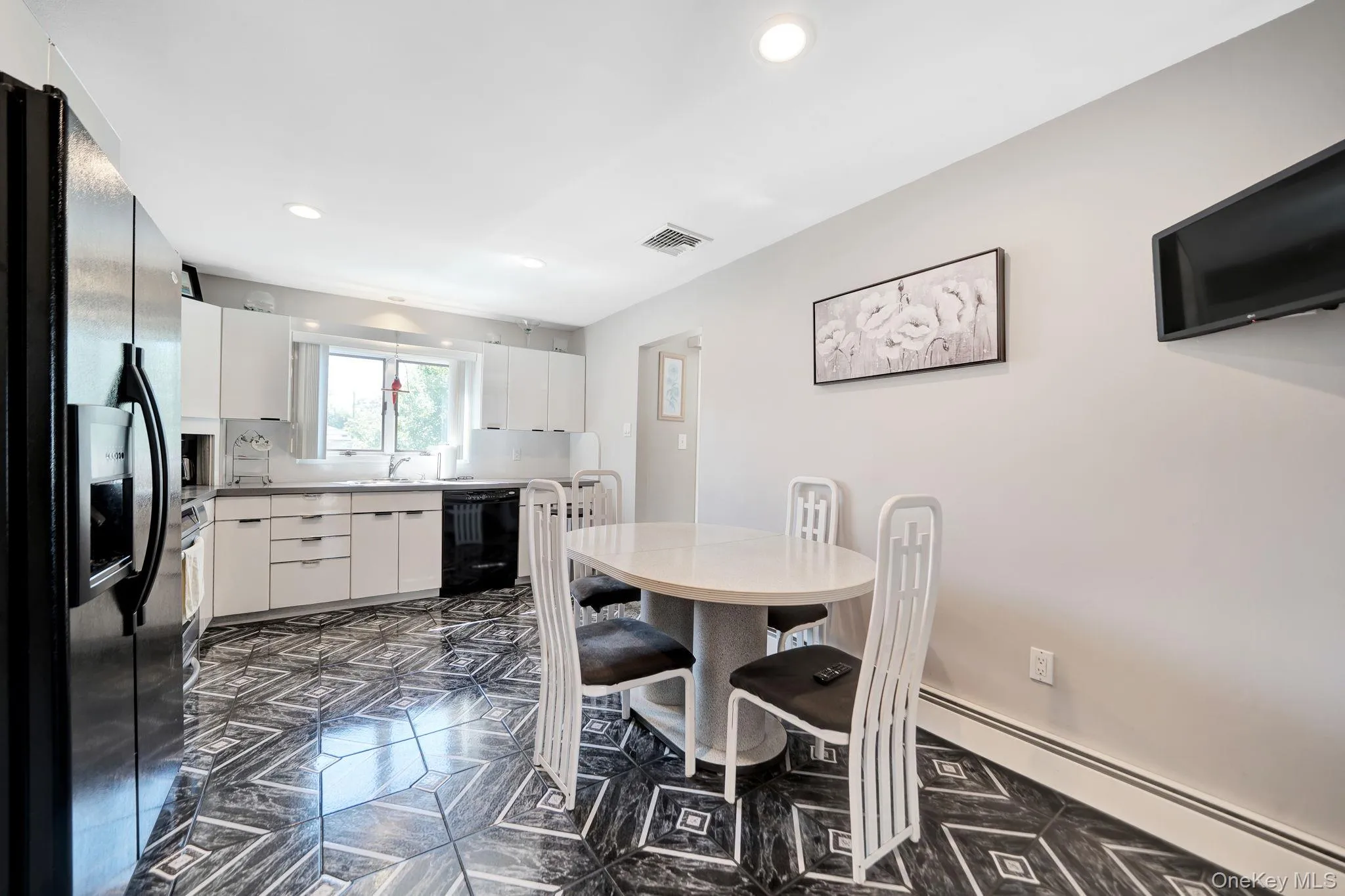 113 Lewis Avenue, Babylon, NY, 4 Bedrooms Bedrooms, 8 Rooms Rooms,2 BathroomsBathrooms,Residential,For Rent,Lewis,0,1053184 113 Lewis Avenue, Babylon, NY, 4 Bedrooms Bedrooms, 8 Rooms Rooms,2 BathroomsBathrooms,Residential,For Rent,Lewis,0,1053184
