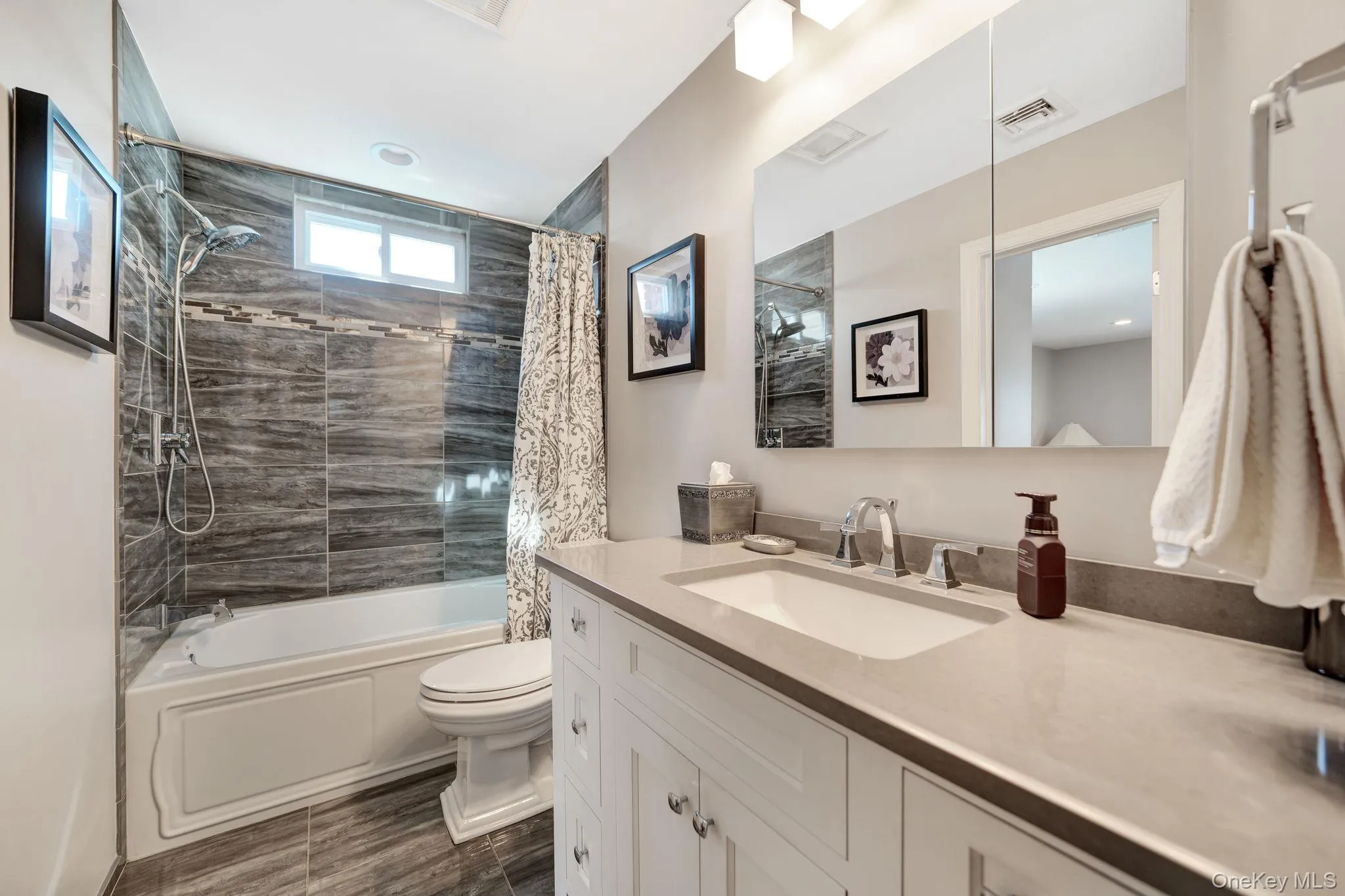 113 Lewis Avenue, Babylon, NY, 4 Bedrooms Bedrooms, 8 Rooms Rooms,2 BathroomsBathrooms,Residential,For Rent,Lewis,0,1053184 113 Lewis Avenue, Babylon, NY, 4 Bedrooms Bedrooms, 8 Rooms Rooms,2 BathroomsBathrooms,Residential,For Rent,Lewis,0,1053184