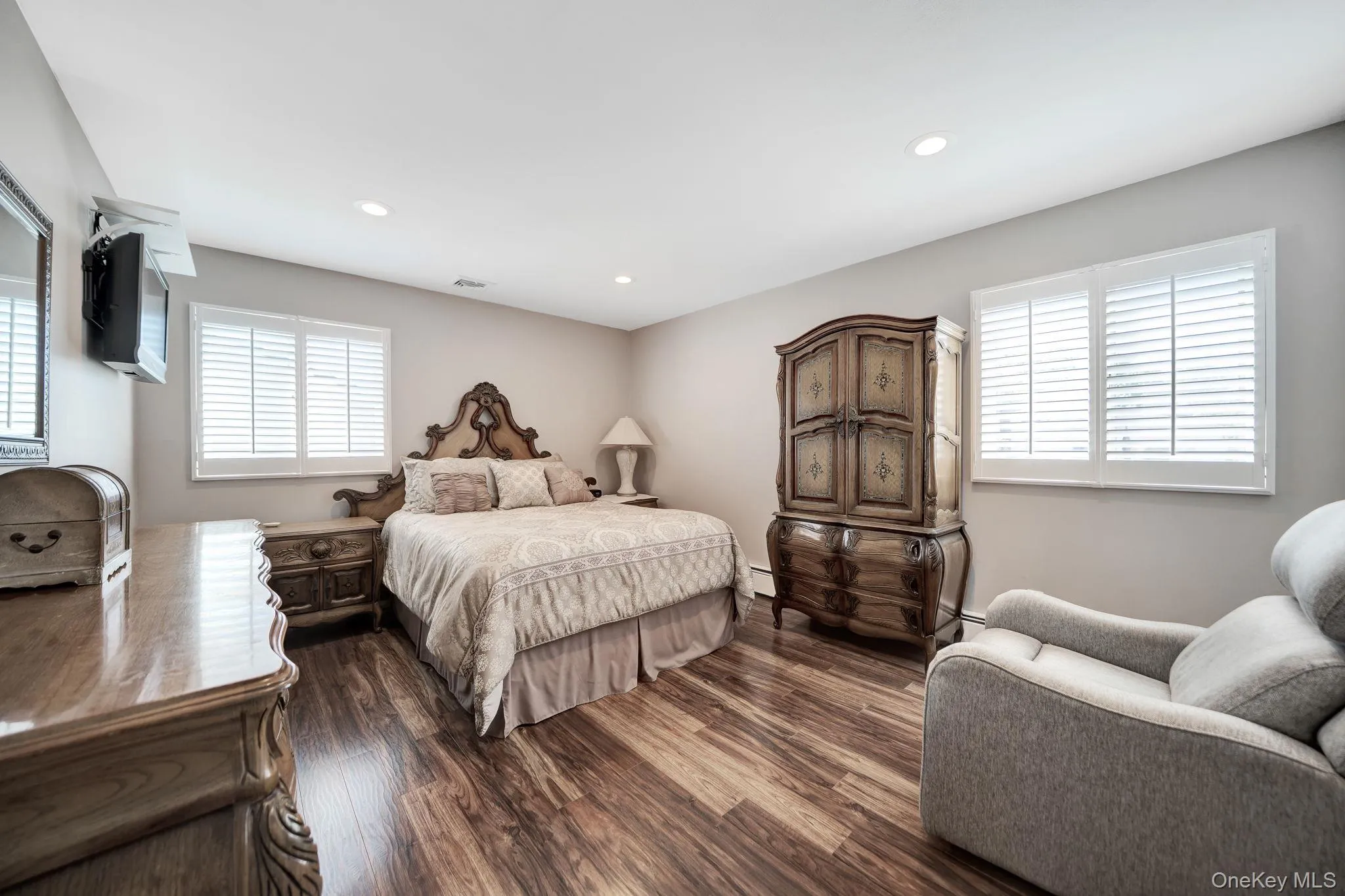 113 Lewis Avenue, Babylon, NY, 4 Bedrooms Bedrooms, 8 Rooms Rooms,2 BathroomsBathrooms,Residential,For Rent,Lewis,0,1053184 113 Lewis Avenue, Babylon, NY, 4 Bedrooms Bedrooms, 8 Rooms Rooms,2 BathroomsBathrooms,Residential,For Rent,Lewis,0,1053184