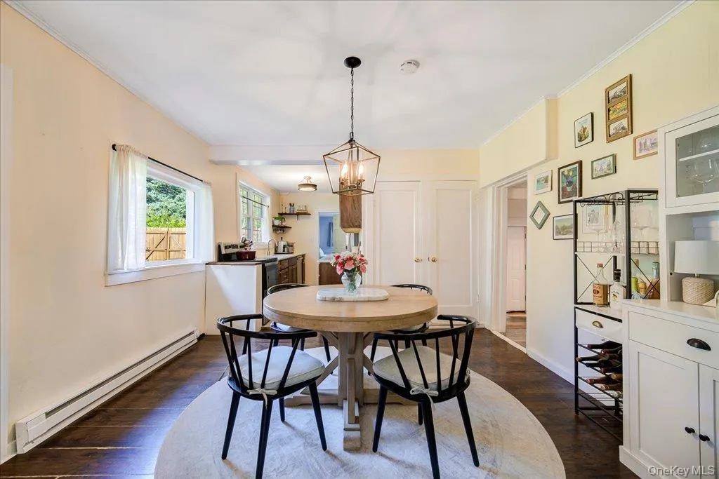 51 Weeks Avenue, Cornwall, NY, 1 Bedroom Bedrooms, 5 Rooms Rooms,1 BathroomBathrooms,Residential,For Rent,Weeks,0,1053185 51 Weeks Avenue, Cornwall, NY, 1 Bedroom Bedrooms, 5 Rooms Rooms,1 BathroomBathrooms,Residential,For Rent,Weeks,0,1053185