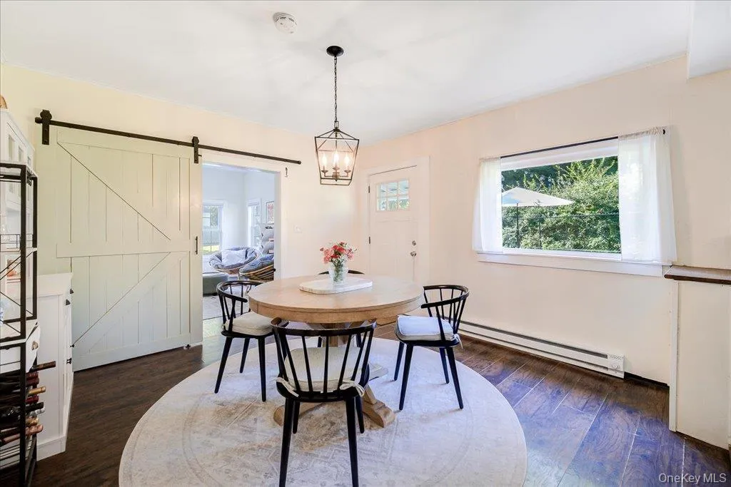 51 Weeks Avenue, Cornwall, NY, 1 Bedroom Bedrooms, 5 Rooms Rooms,1 BathroomBathrooms,Residential,For Rent,Weeks,0,1053185 51 Weeks Avenue, Cornwall, NY, 1 Bedroom Bedrooms, 5 Rooms Rooms,1 BathroomBathrooms,Residential,For Rent,Weeks,0,1053185