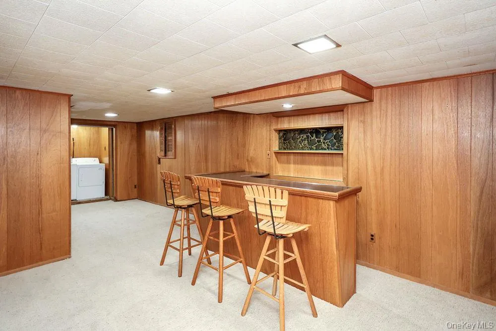 21 Dewey Road, Smithtown, NY, 3 Bedrooms Bedrooms, 5 Rooms Rooms,1 BathroomBathrooms,Residential,For Rent,Dewey,0,1053188 21 Dewey Road, Smithtown, NY, 3 Bedrooms Bedrooms, 5 Rooms Rooms,1 BathroomBathrooms,Residential,For Rent,Dewey,0,1053188