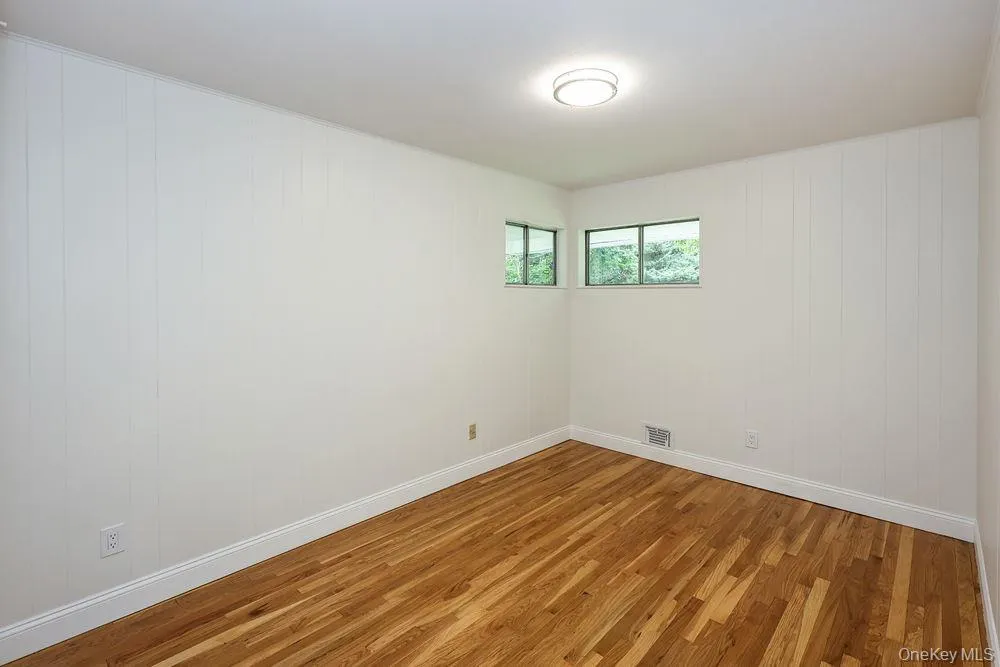 21 Dewey Road, Smithtown, NY, 3 Bedrooms Bedrooms, 5 Rooms Rooms,1 BathroomBathrooms,Residential,For Rent,Dewey,0,1053188 21 Dewey Road, Smithtown, NY, 3 Bedrooms Bedrooms, 5 Rooms Rooms,1 BathroomBathrooms,Residential,For Rent,Dewey,0,1053188