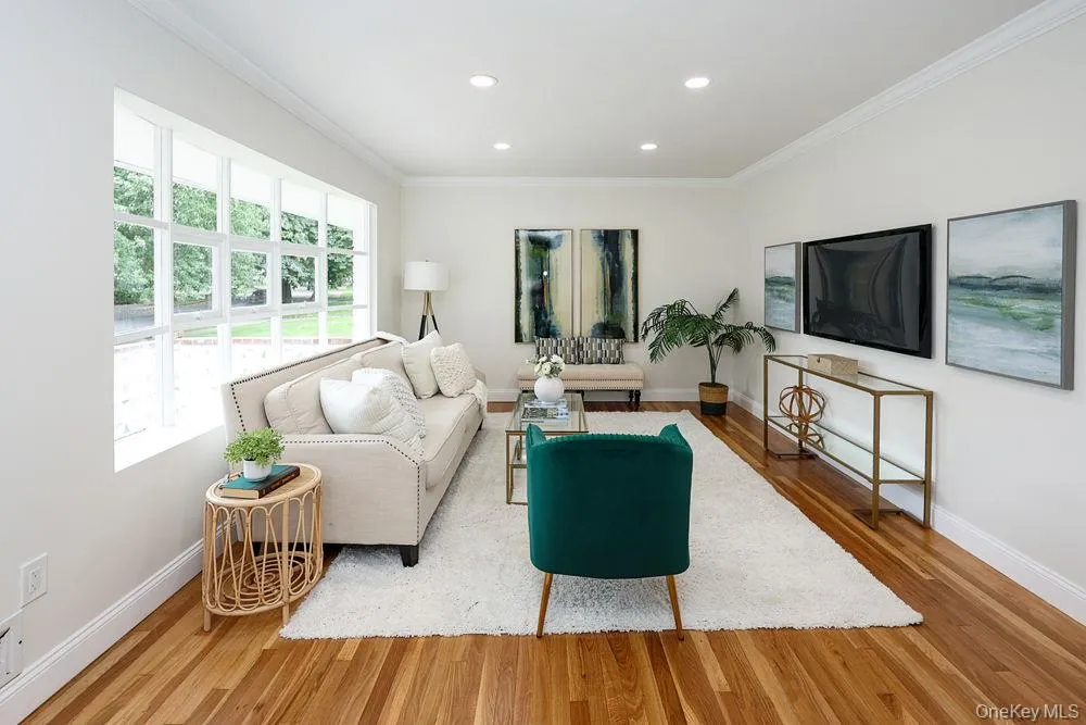 21 Dewey Road, Smithtown, NY, 3 Bedrooms Bedrooms, 5 Rooms Rooms,1 BathroomBathrooms,Residential,For Rent,Dewey,0,1053188 21 Dewey Road, Smithtown, NY, 3 Bedrooms Bedrooms, 5 Rooms Rooms,1 BathroomBathrooms,Residential,For Rent,Dewey,0,1053188