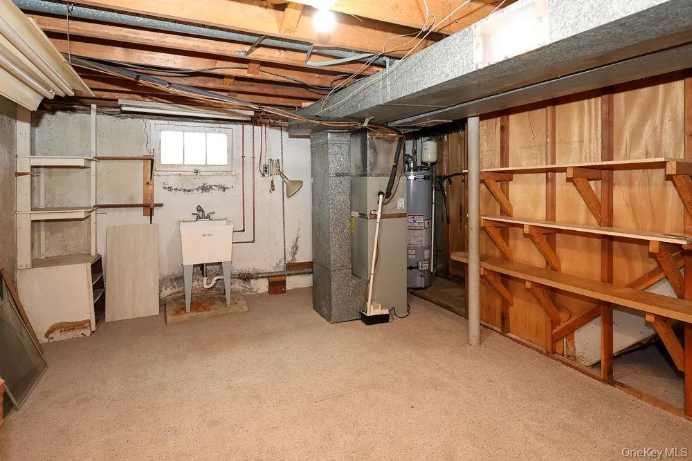 21 Dewey Road, Smithtown, NY, 3 Bedrooms Bedrooms, 5 Rooms Rooms,1 BathroomBathrooms,Residential,For Rent,Dewey,0,1053188 21 Dewey Road, Smithtown, NY, 3 Bedrooms Bedrooms, 5 Rooms Rooms,1 BathroomBathrooms,Residential,For Rent,Dewey,0,1053188